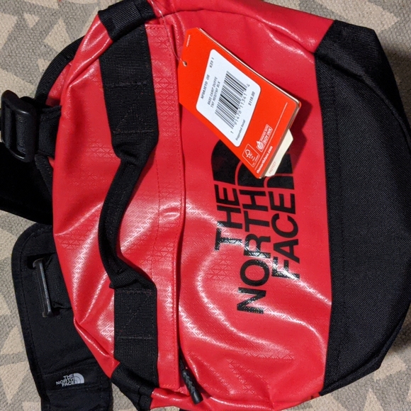 The North Face - Base Camp Duffel - S - Picture 5 of 10